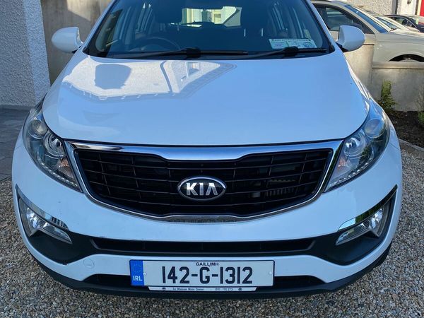 Kia Sportage SUV, Diesel, 2014, White