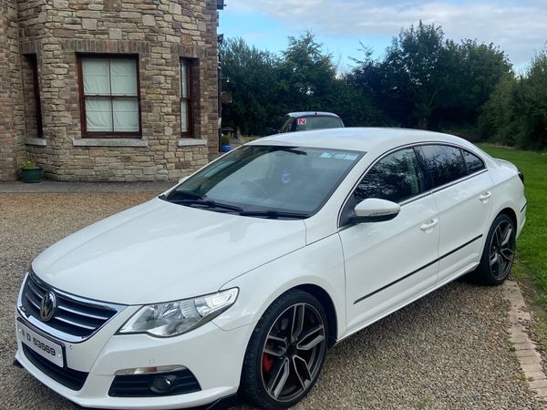 Volkswagen Passat Coupe, Diesel, 2011, White
