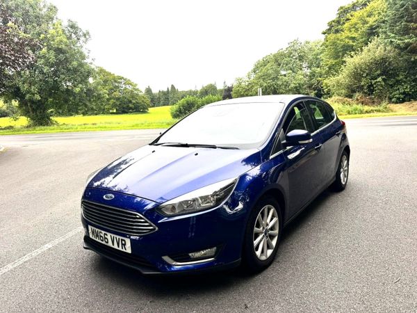 Ford Focus Hatchback, Diesel, 2017, Blue