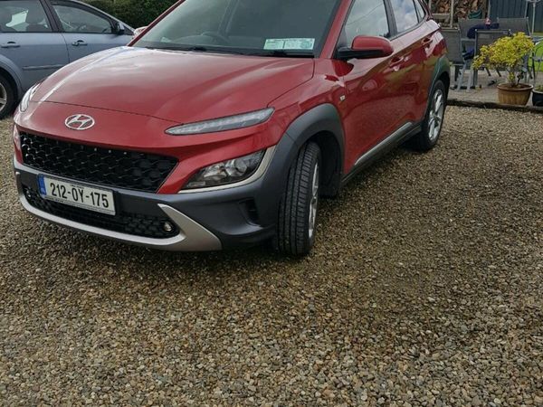 Hyundai KONA MPV, Diesel, 2021, Red