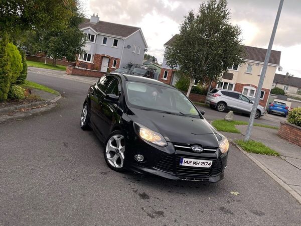 Ford Focus Hatchback, Diesel, 2014, Black