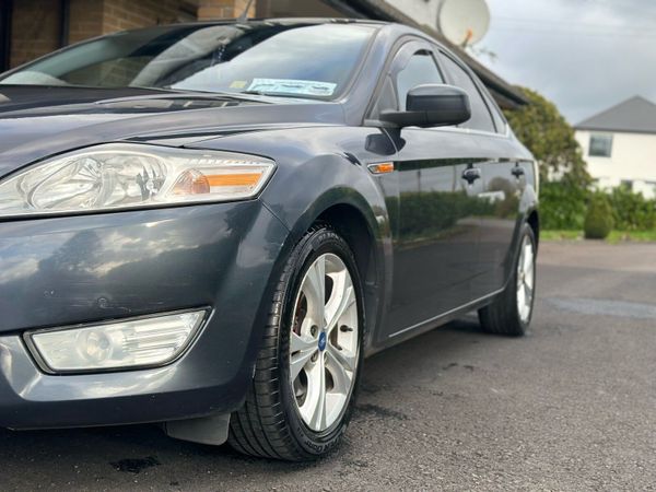 Ford Mondeo Hatchback, Diesel, 2010, Grey