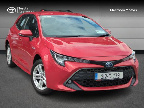 Toyota Corolla Hatchback, Petrol Hybrid, 2021, Red