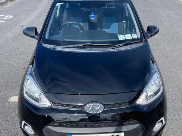 Hyundai i10 Hatchback, Petrol, 2015, Black