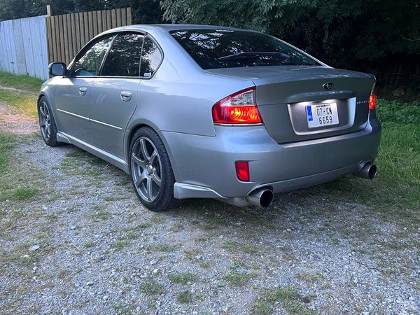 Subaru Legacy Saloon, Petrol, 2007, Silver