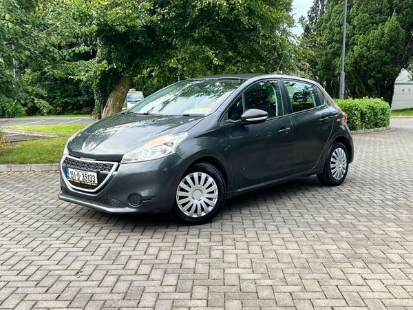Peugeot 208 Hatchback, Diesel, 2015, Grey
