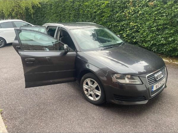 Audi A3 Hatchback, Diesel, 2010, Grey