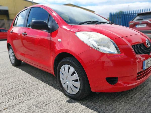 Toyota Yaris Hatchback, Petrol, 2008, Red