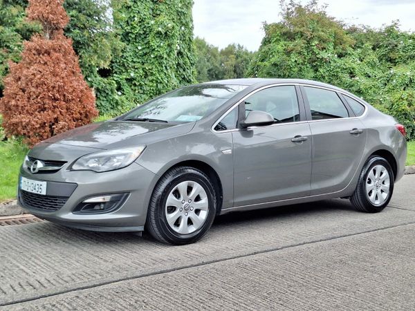 Opel Astra Saloon, Diesel, 2017, Grey