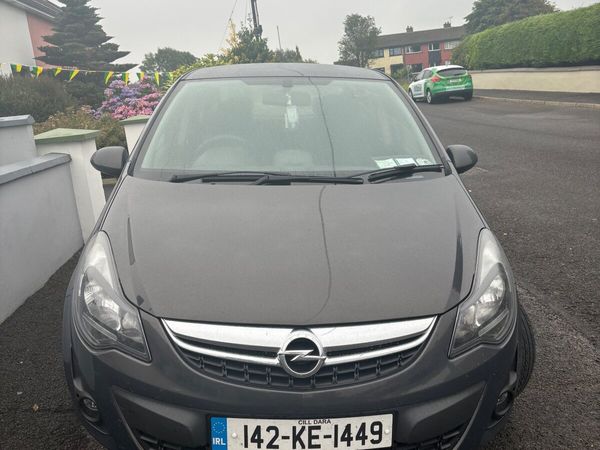 Opel Corsa Hatchback, Petrol, 2014, Grey