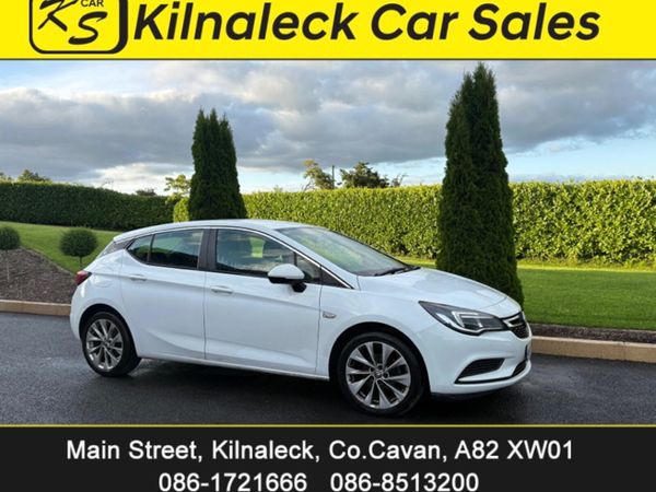 Vauxhall Astra Hatchback, Petrol, 2016, White