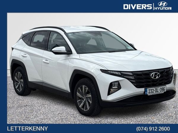 Hyundai Tucson MPV, Petrol Hybrid, 2023, White