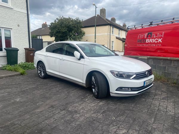 Volkswagen Passat Saloon, Diesel, 2015, White