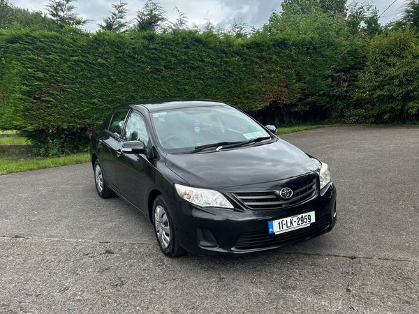 Toyota Corolla Saloon, Diesel, 2011, Black