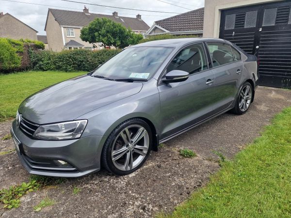Volkswagen Jetta Saloon, Diesel, 2015, Grey