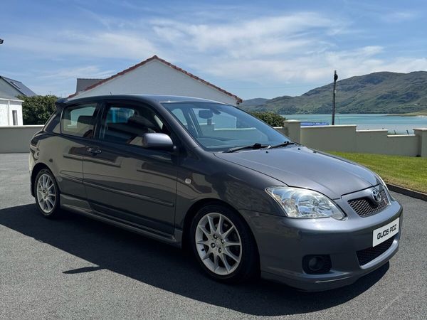 Toyota Corolla Hatchback, Petrol, 2005, Grey