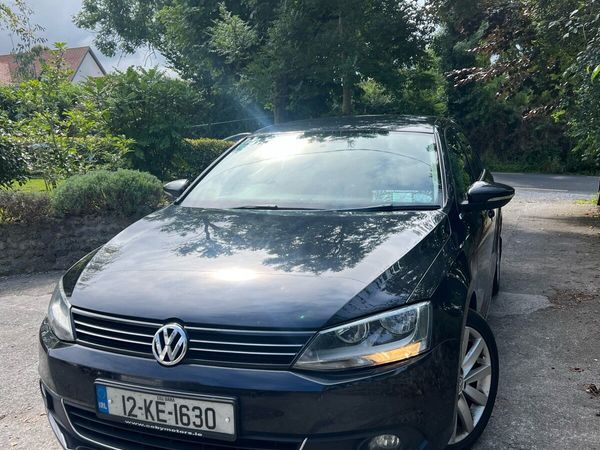Volkswagen Jetta Saloon, Diesel, 2012, Black