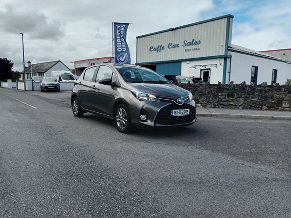 Toyota Yaris Hatchback, Petrol, 2016, Grey