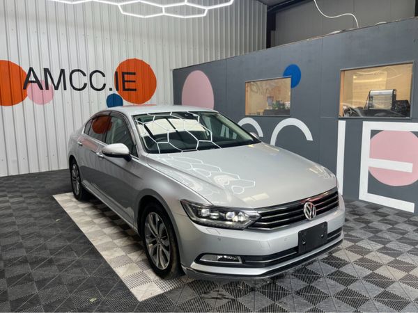 Volkswagen Passat Saloon, Petrol, 2015, Silver