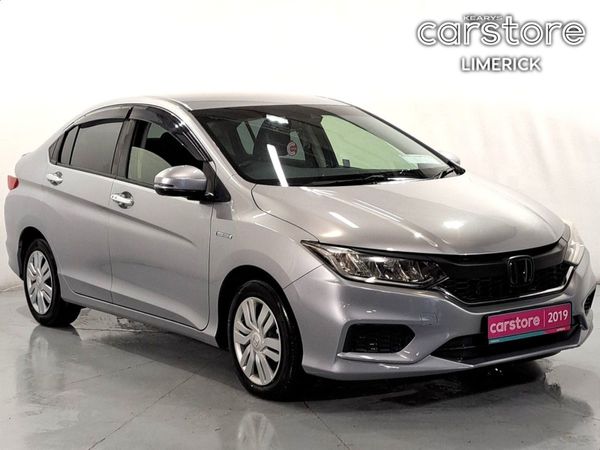 Honda Grace Saloon, Petrol Hybrid, 2019, Silver