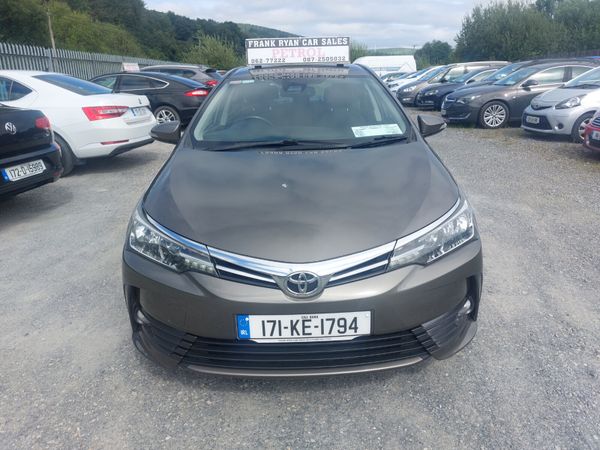 Toyota Corolla Saloon, Petrol, 2017, Grey