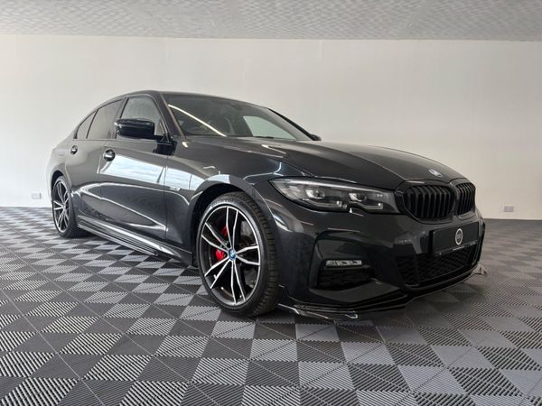 BMW 3-Series Saloon, Petrol Hybrid, 2022, Black