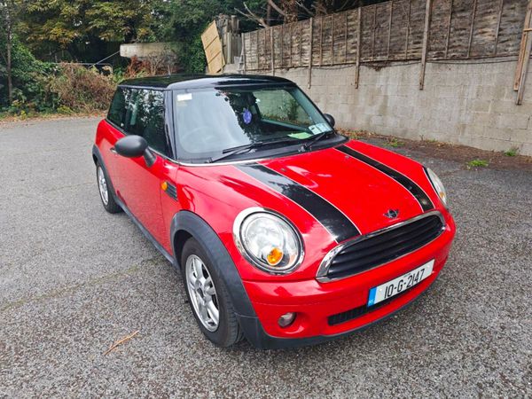 Mini First Hatchback, Petrol, 2010, Red