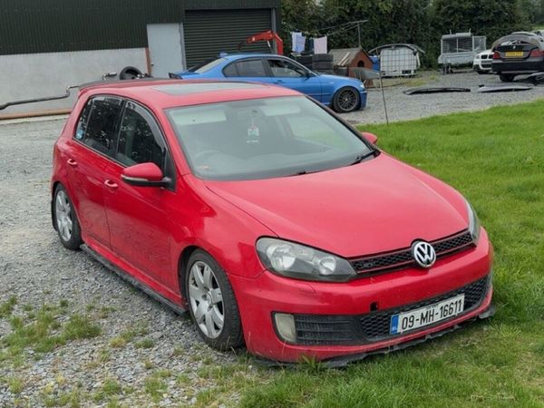 Volkswagen Golf Hatchback, Diesel, 2009, Red