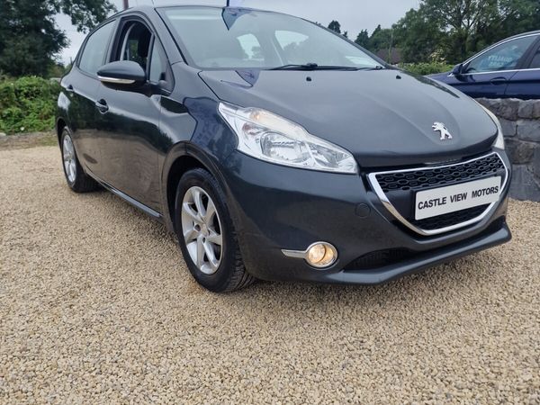 Peugeot 208 Hatchback, Petrol, 2013, Grey