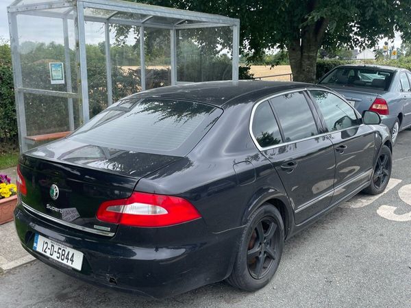 Skoda Superb Saloon, Diesel, 2012, Black