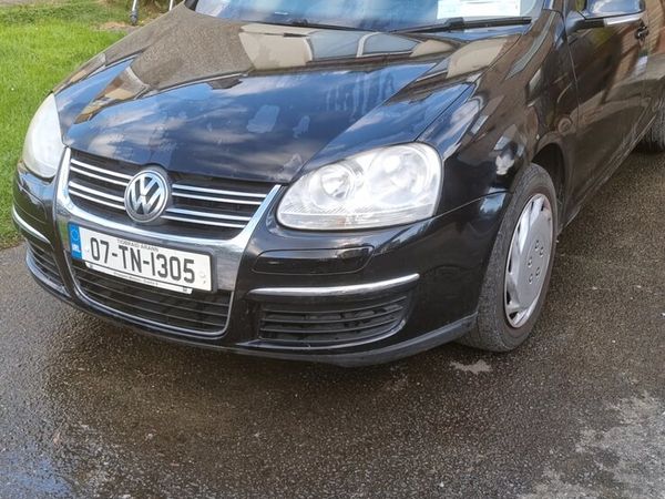 Volkswagen Jetta Saloon, Petrol, 2007, Black