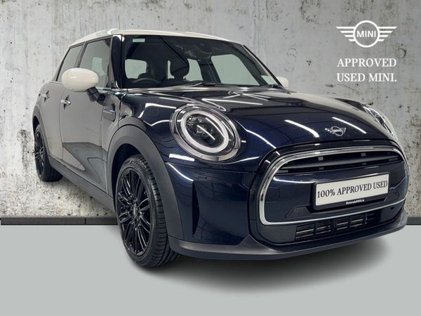 Mini Cooper Hatchback, Petrol, 2024, Black