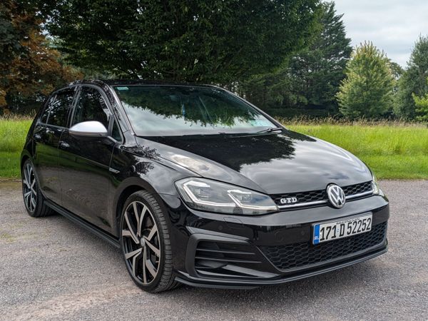 Volkswagen Golf Hatchback, Diesel, 2017, Black