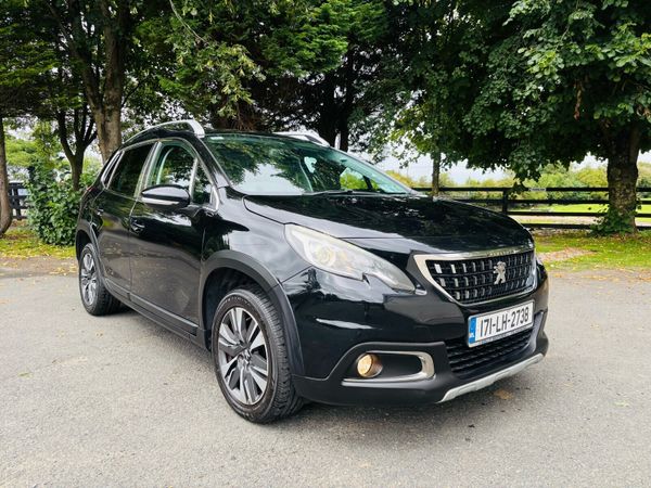 Peugeot 2008 Hatchback, Petrol, 2017, Black