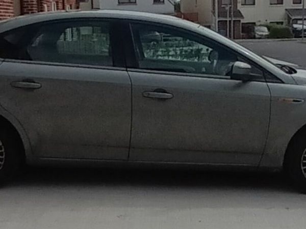 Ford Mondeo Hatchback, Diesel, 2008, Grey