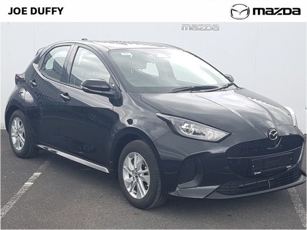 Toyota Yaris Hatchback, Petrol Hybrid, 2025, Black