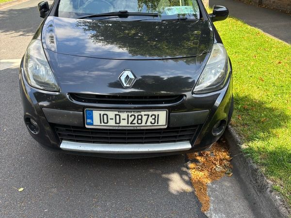 Renault Clio Hatchback, Diesel, 2010, Black