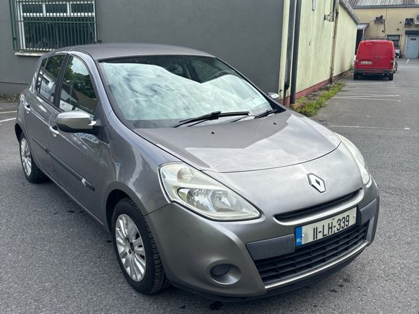 Renault Clio Hatchback, Diesel, 2011, Grey