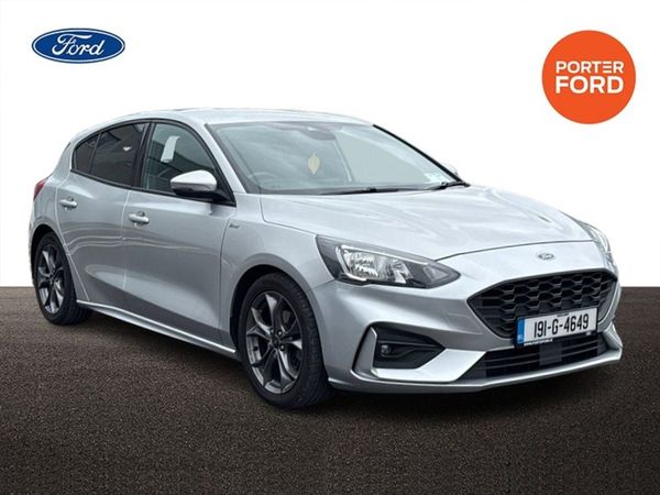 Ford Focus Hatchback, Diesel, 2019, Silver