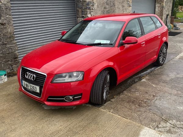 Audi A3 Hatchback, Diesel, 2011, Red