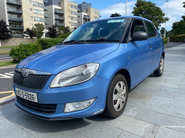 Skoda Fabia Hatchback, Petrol, 2014, Blue