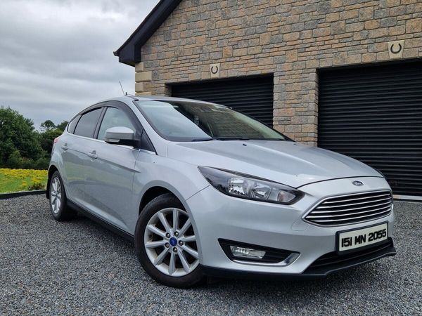 Ford Focus Hatchback, Diesel, 2015, Silver