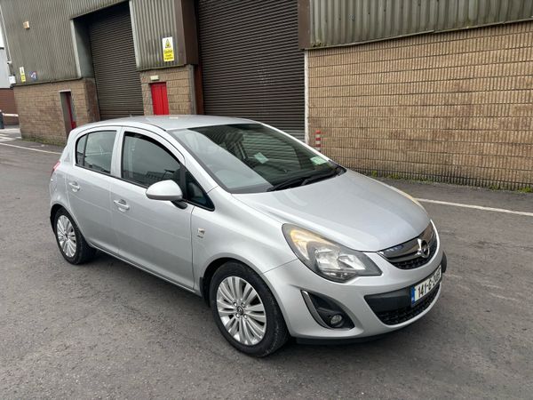 Opel Corsa Hatchback, Petrol, 2014, Silver