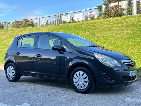 Opel Corsa Hatchback, Petrol, 2013, Black