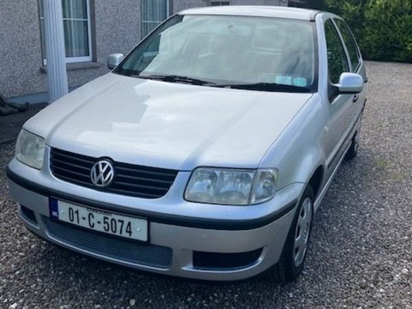 Volkswagen Polo Hatchback, Petrol, 2001, Silver