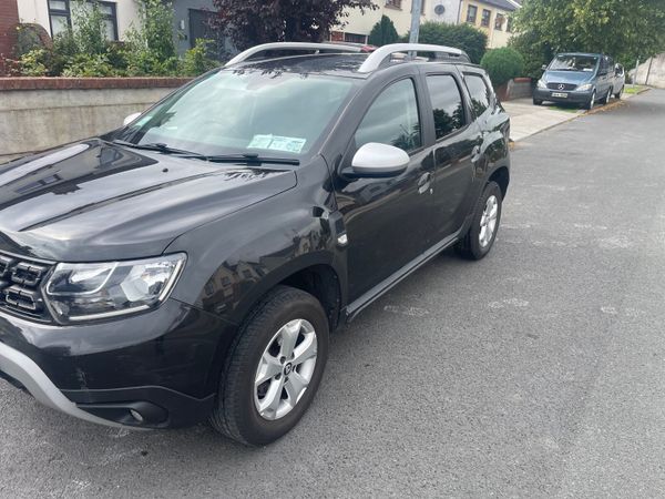 Dacia Duster SUV, Petrol, 2019, Black