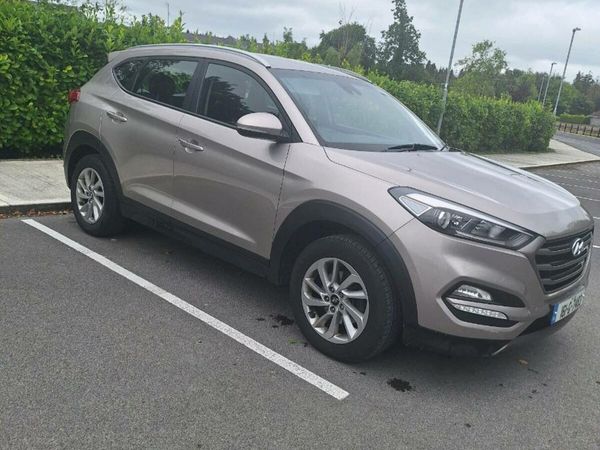 Hyundai Tucson SUV, Diesel, 2016, Beige