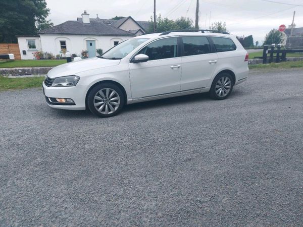 Volkswagen Passat Estate, Diesel, 2013, White