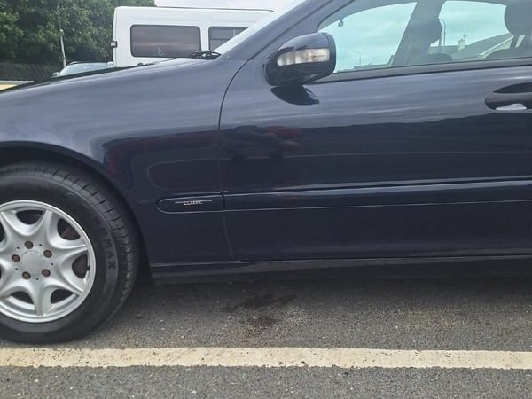 Mercedes-Benz C-Class Saloon, Petrol, 2003, Blue