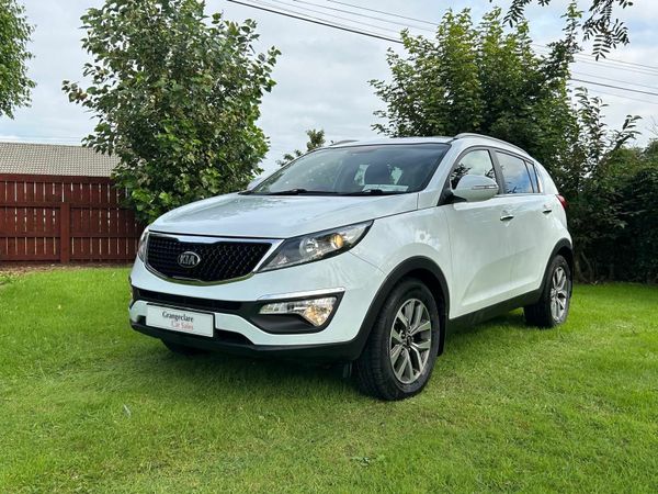 Kia Sportage SUV, Diesel, 2015, White